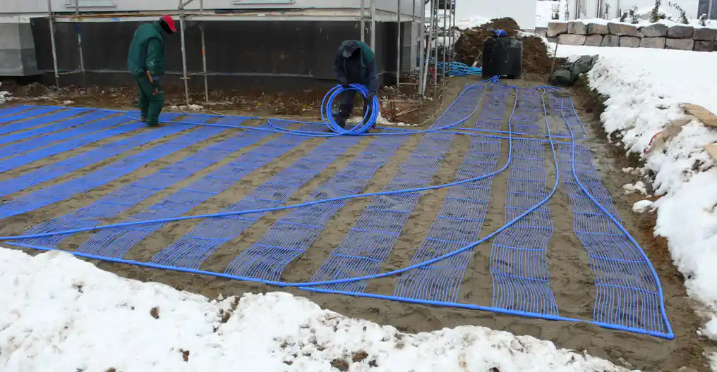 Ground-source heat pump system configuration